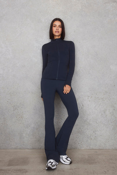 products/EMPOWER_NAVY_GRACE_FLARE_0528.jpg